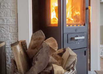 Elektrische openhaard in huis